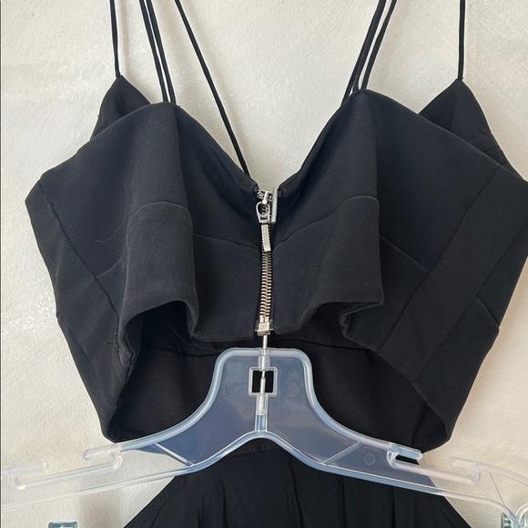 NICHOLAS Black fit & flare cocktail dress, zipper back, asymmetrical hem strappy - Picture 7 of 8